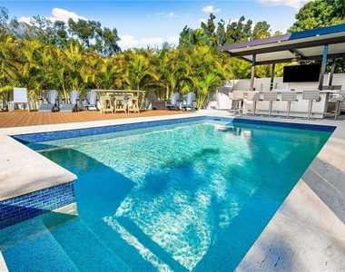 2500 Monterey Street - Photo Thumbnail 24