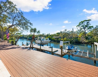 2500 Monterey Street - Photo Thumbnail 21