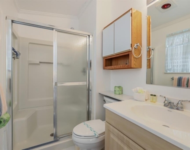 2804 Avenue C - Photo Thumbnail 14