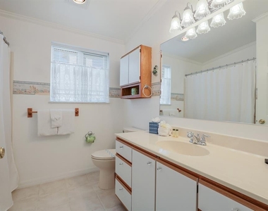2804 Avenue C - Photo Thumbnail 17