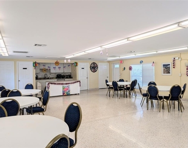 5872 Easy Street - Photo Thumbnail 20
