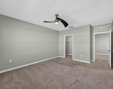 2683 Midnight Pearl Drive - Photo Thumbnail 16