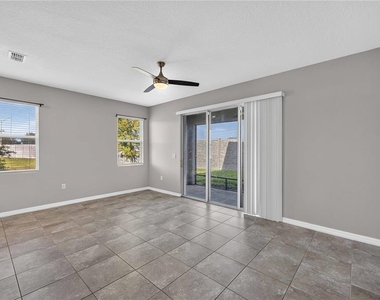 2683 Midnight Pearl Drive - Photo Thumbnail 9