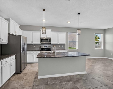 2683 Midnight Pearl Drive - Photo Thumbnail 8