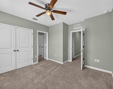 2683 Midnight Pearl Drive - Photo Thumbnail 34
