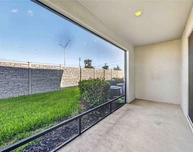 2683 Midnight Pearl Drive - Photo Thumbnail 36