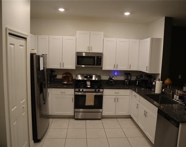 8339 Birch Haven Lane - Photo Thumbnail 5