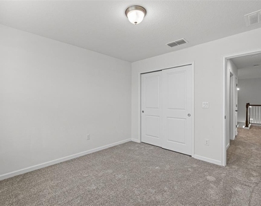 5248 Blossom Cove - Photo Thumbnail 24