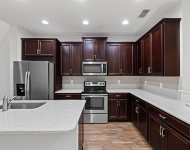 5248 Blossom Cove - Photo Thumbnail 5