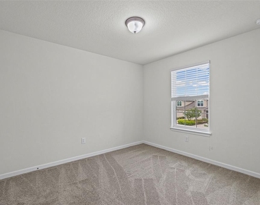 5248 Blossom Cove - Photo Thumbnail 25