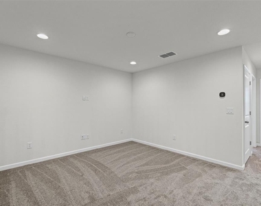 5248 Blossom Cove - Photo Thumbnail 21