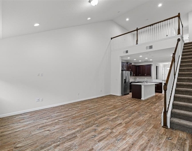 5248 Blossom Cove - Photo Thumbnail 12