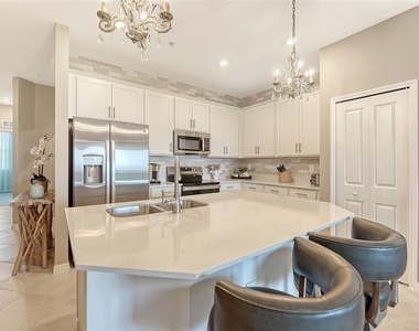 17600 Opal Sand Drive - Photo Thumbnail 9