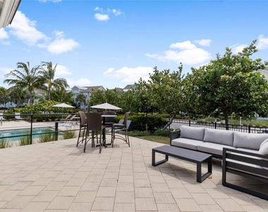 289 Sapphire Lake Drive - Photo Thumbnail 76