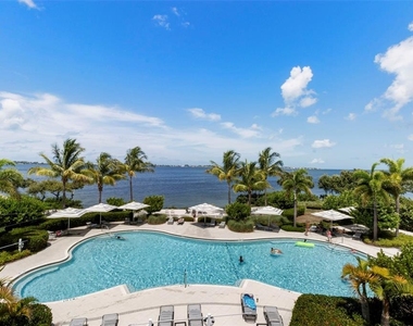 289 Sapphire Lake Drive - Photo Thumbnail 81