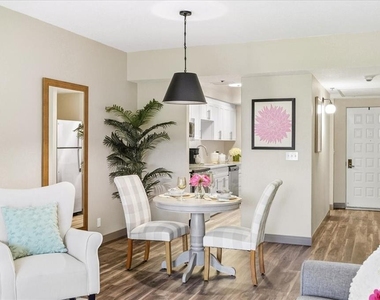 4540 Bee Ridge Road - Photo Thumbnail 5