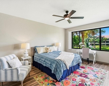 4540 Bee Ridge Road - Photo Thumbnail 14