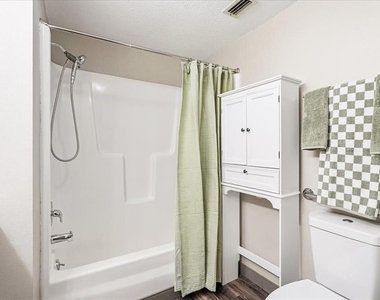4540 Bee Ridge Road - Photo Thumbnail 22