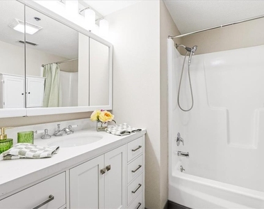 4540 Bee Ridge Road - Photo Thumbnail 21