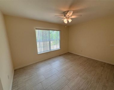 9064 Bensonhurst Lane - Photo Thumbnail 4