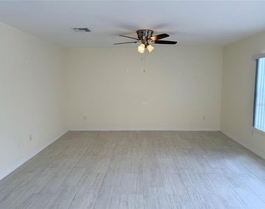 9064 Bensonhurst Lane - Photo Thumbnail 2