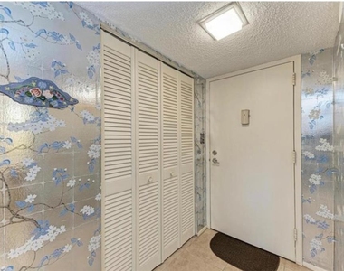 6120 43rd Street W - Photo Thumbnail 3