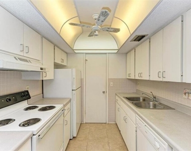 6120 43rd Street W - Photo Thumbnail 11