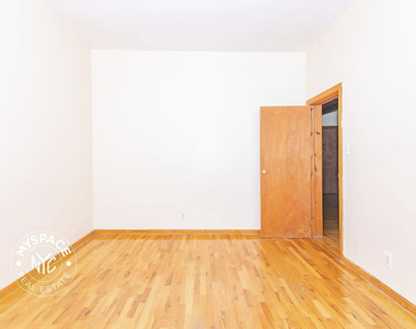 126 Graham Avenue - Photo Thumbnail 5