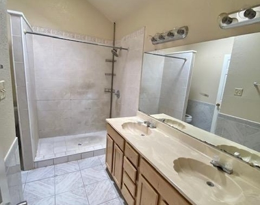 7421 Bishop Flores Drive - Photo Thumbnail 10