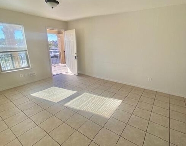545 East Road - Photo Thumbnail 5