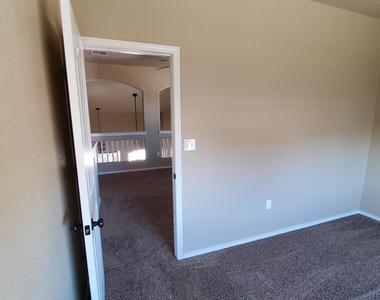 12048 Copper Mine Lane - Photo Thumbnail 11