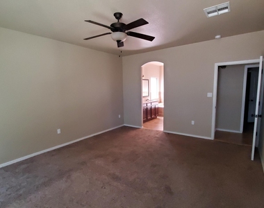 12048 Copper Mine Lane - Photo Thumbnail 8