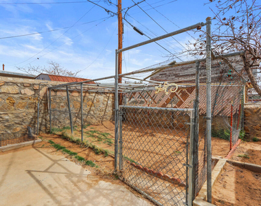 5201 Cornell Avenue - Photo Thumbnail 35