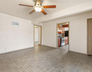 5201 Cornell Avenue - Photo Thumbnail 14