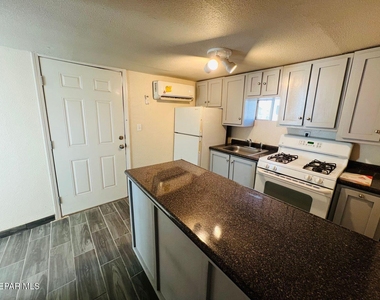 7182 Ponce Drive - Photo Thumbnail 3