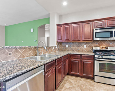 14229 Bluesky Point Court - Photo Thumbnail 10