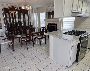 11188 Shoreline Drive - Photo Thumbnail 7