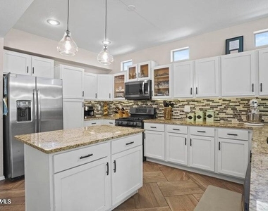 11344 Bar Ranch Court - Photo Thumbnail 8