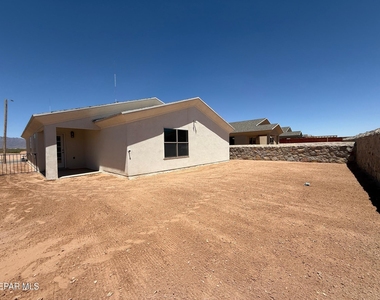 12464 Cayo Norte Drive - Photo Thumbnail 41