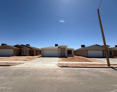 12464 Cayo Norte Drive - Photo Thumbnail 2