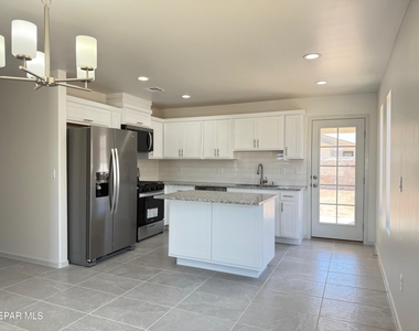 12464 Cayo Norte Drive - Photo Thumbnail 9