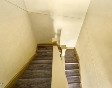 500 Fewel Street - Photo Thumbnail 4