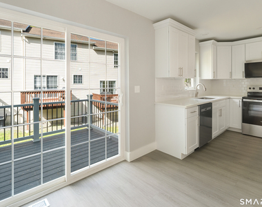 91 Taft Pointe - Photo Thumbnail 6