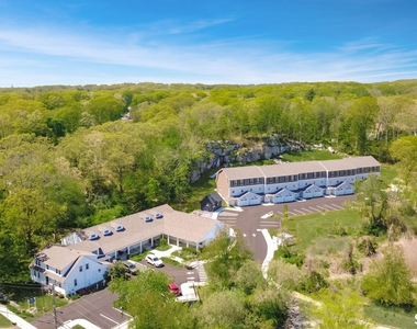 1154 Poquonnock Road - Photo Thumbnail 19