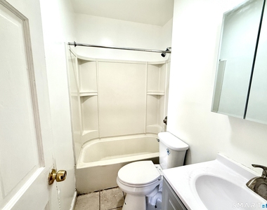 202 Sixth Street - Photo Thumbnail 2