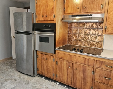 71 Prospect Street - Photo Thumbnail 8