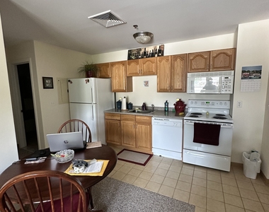 179 Main Street - Photo Thumbnail 4