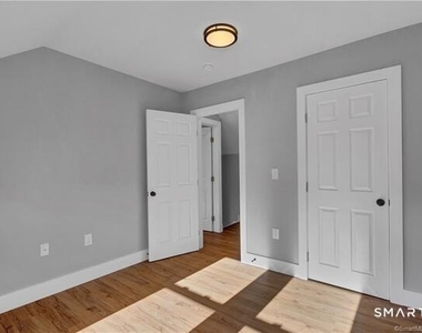 77 Broad Street - Photo Thumbnail 7
