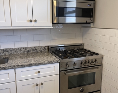 444 Bedford Street - Photo Thumbnail 15