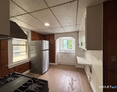 1566 North Avenue - Photo Thumbnail 5